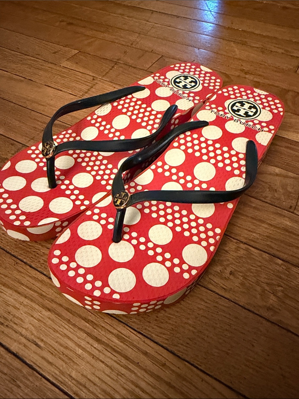 Wms 11 Tory Burch Red and White Polka Dot Platform Flip Flops with Blue Straps